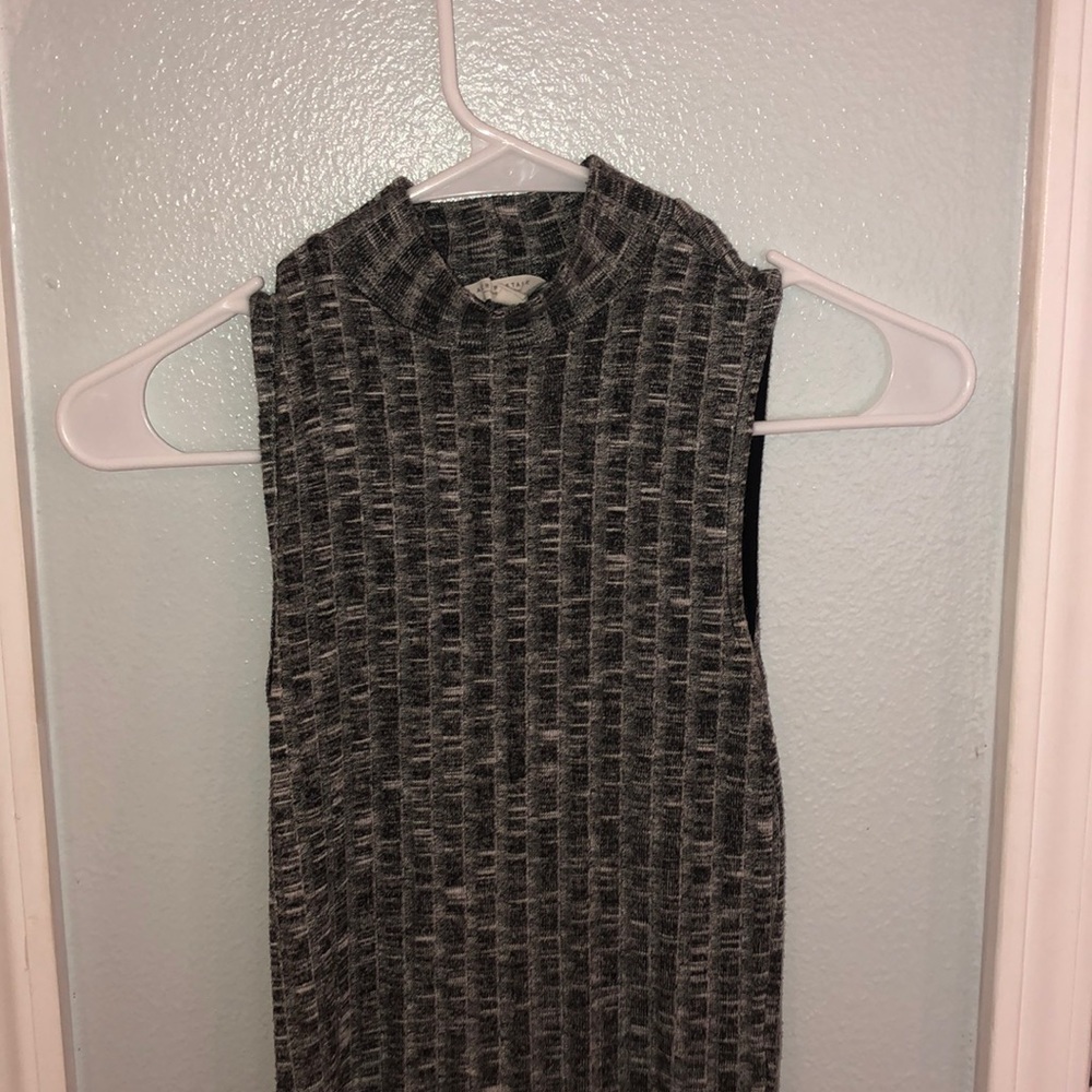 Gray bodycon high neck top